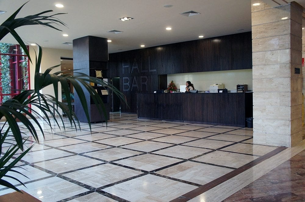 hotel Jacaranda lobby